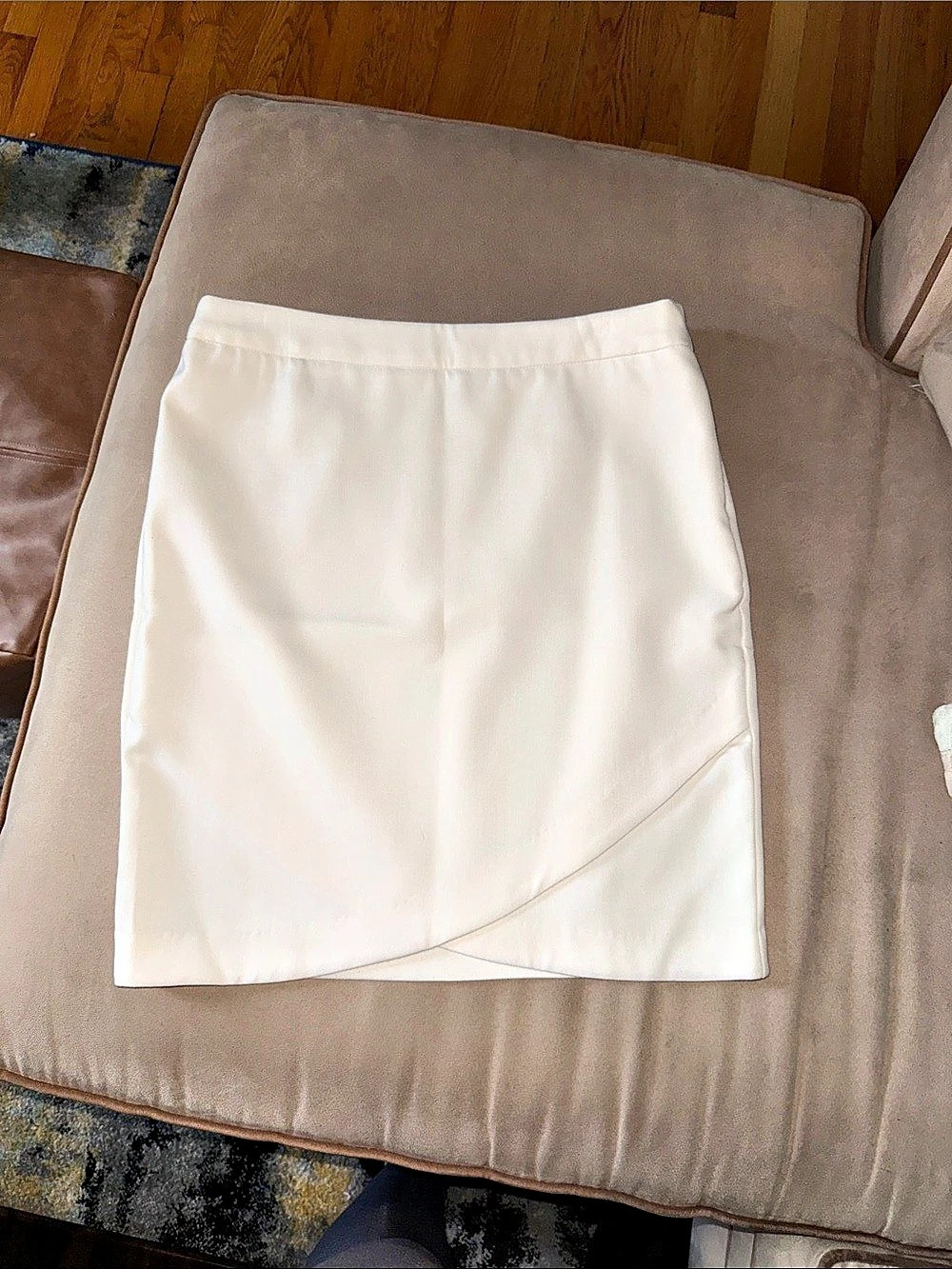 Donna Karan New York Asymmetrical Mini Skirt in White Like New